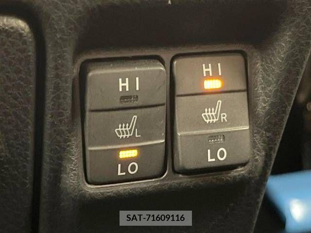 Toyota VOXY 2018-05 288953-6