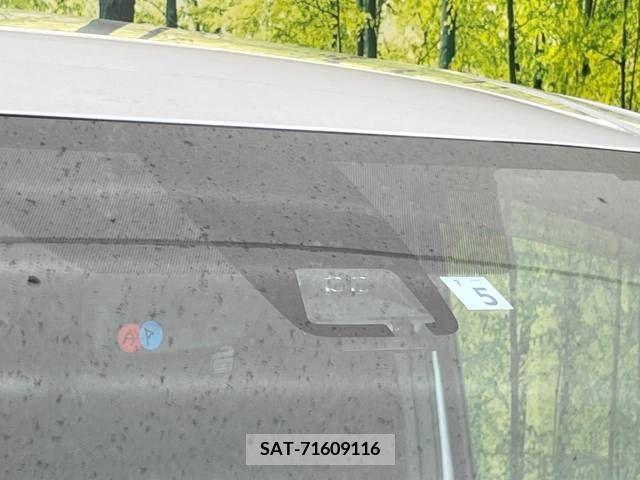 Toyota VOXY 2018-05 288953-2