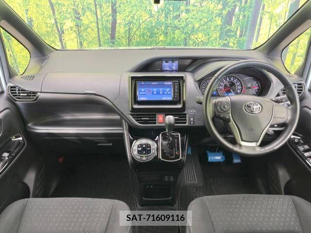 Toyota VOXY 2018-05 288953-1