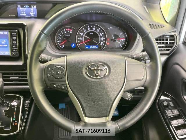 Toyota VOXY 2018-05 288953-12