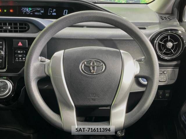 Toyota AQUA 2017-05 208928-11