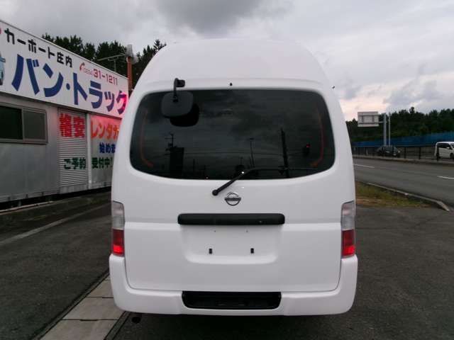 Nissan CARAVAN VAN 2005-08 9936-5
