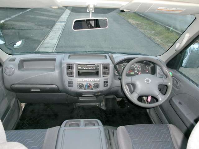 Nissan CARAVAN VAN 2005-08 9936-8