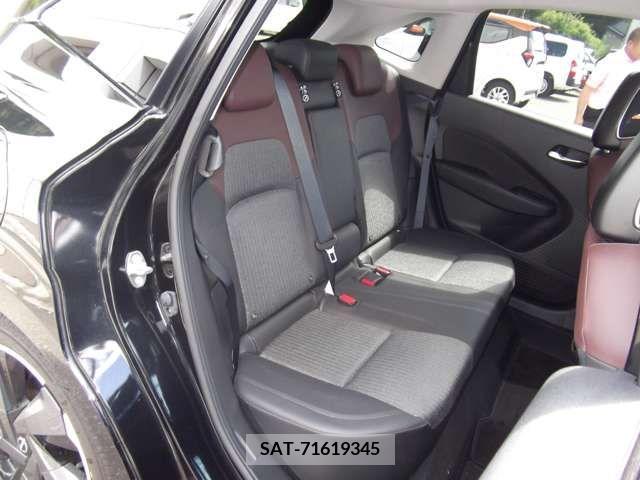 Nissan AURA 2023-09 395811-12