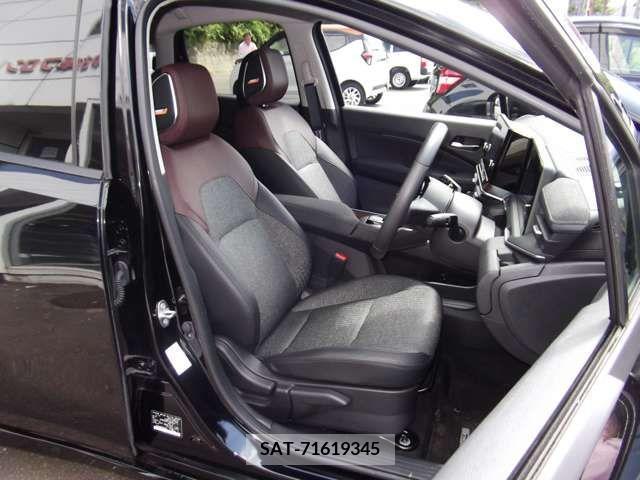 Nissan AURA 2023-09 395811-10