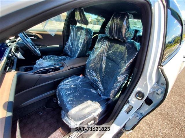 Toyota CROWN 2023-06 200691-9