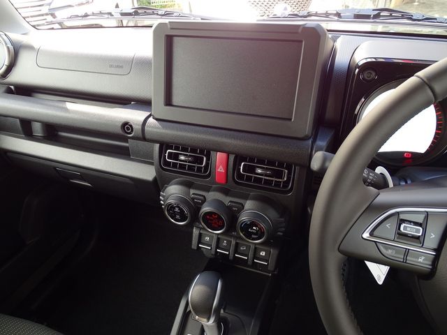 Suzuki JIMNY SIERRA 2023-10 189344-21