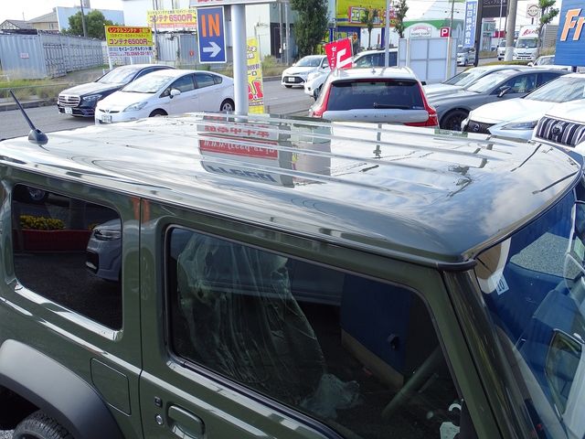 Suzuki JIMNY SIERRA 2023-10 189344-4