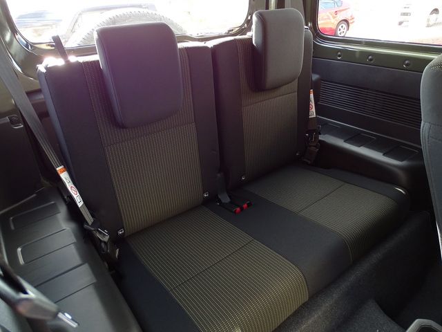Suzuki JIMNY SIERRA 2023-10 189344-29