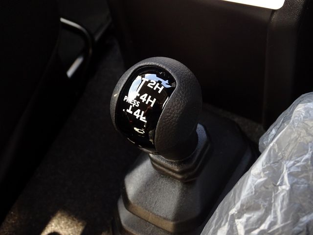 Suzuki JIMNY SIERRA 2023-10 189344-24
