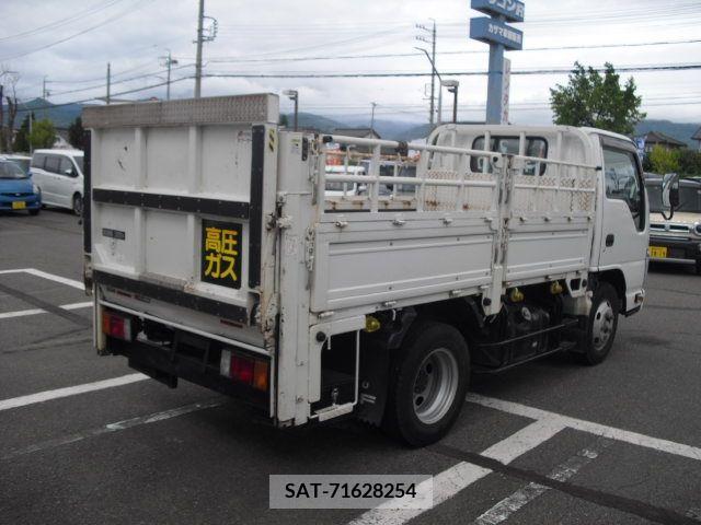 Isuzu ELF TRUCK 2017-11 268179-1