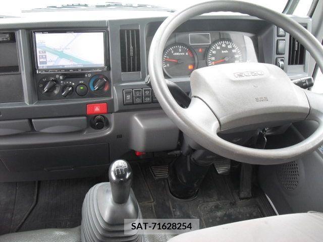 Isuzu ELF TRUCK 2017-11 268179-14