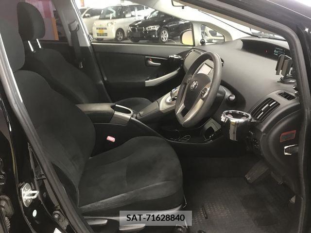 Toyota PRIUS 2013-03 222160-21