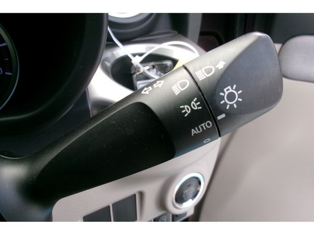 Daihatsu CAST 2016-11 27678-18