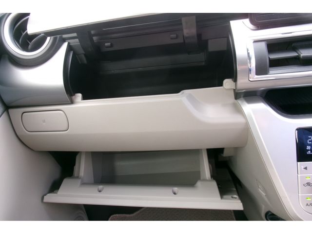 Daihatsu CAST 2016-11 27678-23