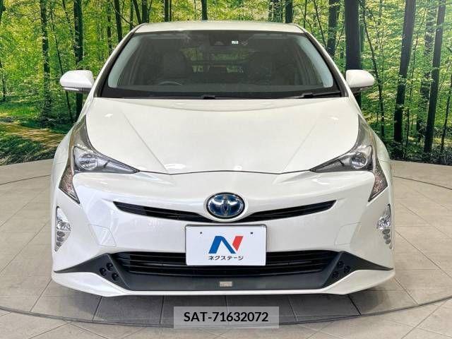 Toyota PRIUS 2017-09 218823-14