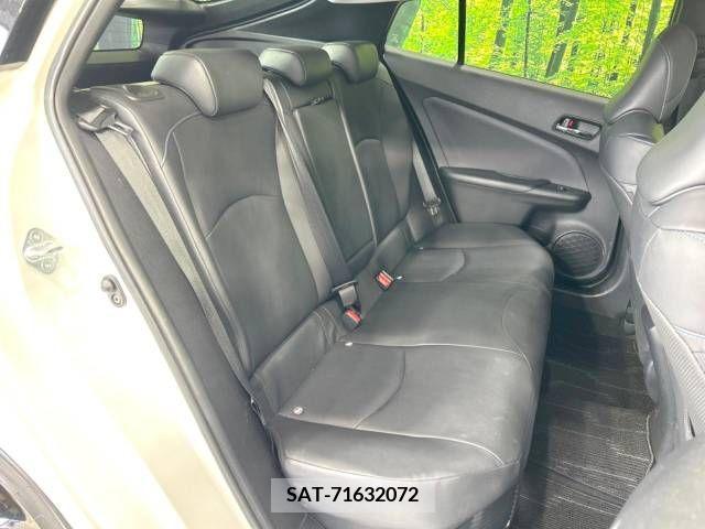 Toyota PRIUS 2017-09 218823-9