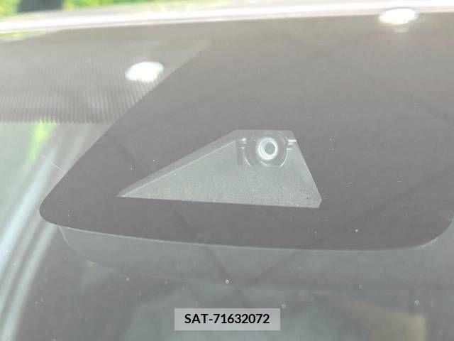 Toyota PRIUS 2017-09 218823-4