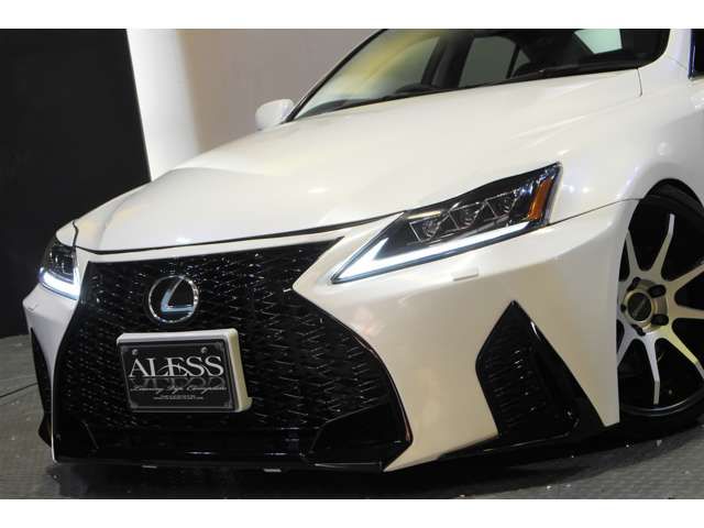 Lexus IS 2005-11 6613-5