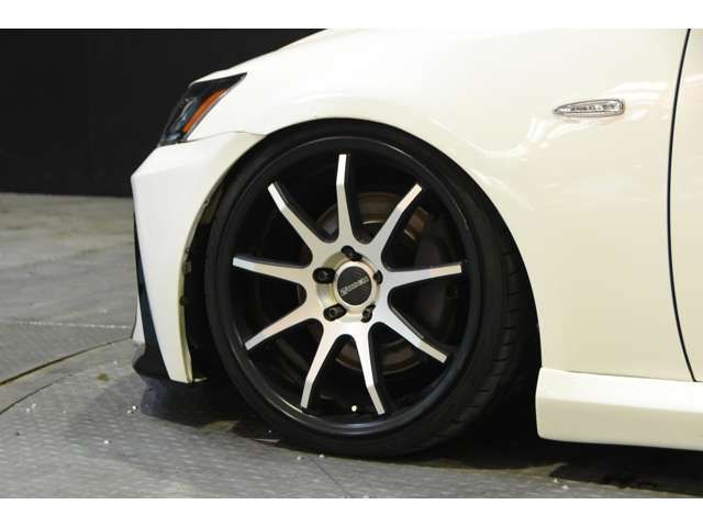 Lexus IS 2005-11 6613-8