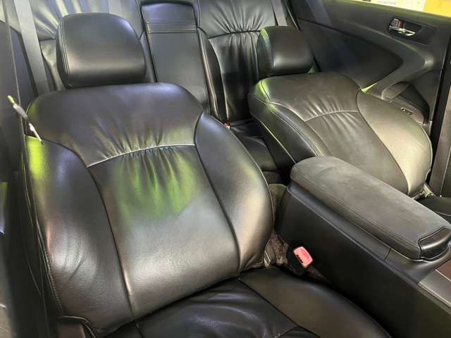 Lexus IS 2005-11 6613-11