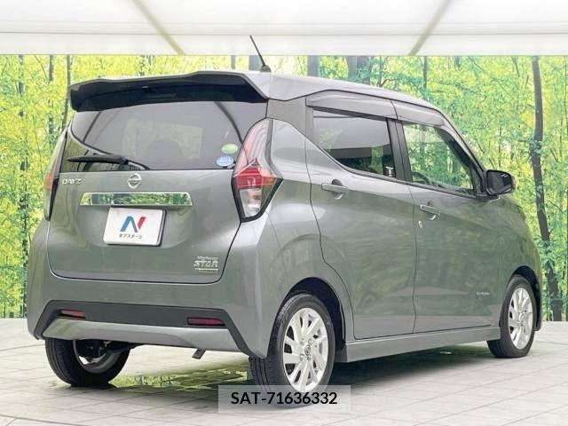 Nissan DAYZ 2021-05 353618-17