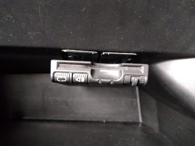 Honda N BOX CUSTOM 2015-07 18597-13