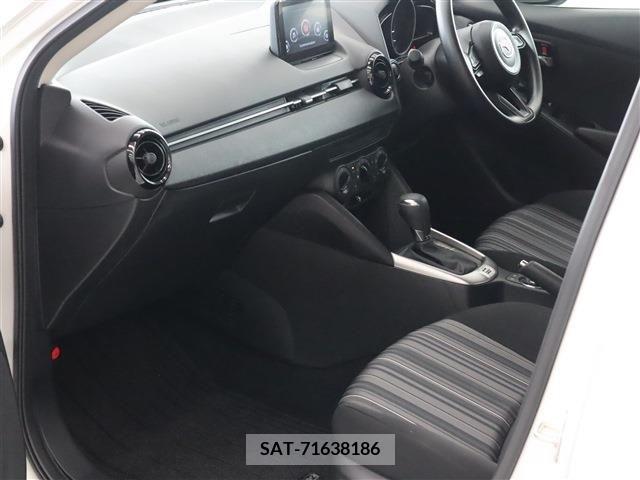 Mazda MAZDA2 2021-03 373737-14
