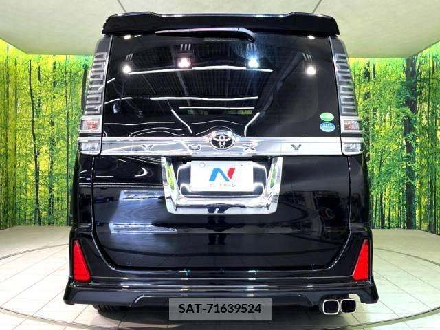Toyota VOXY 2018-09 321597-15