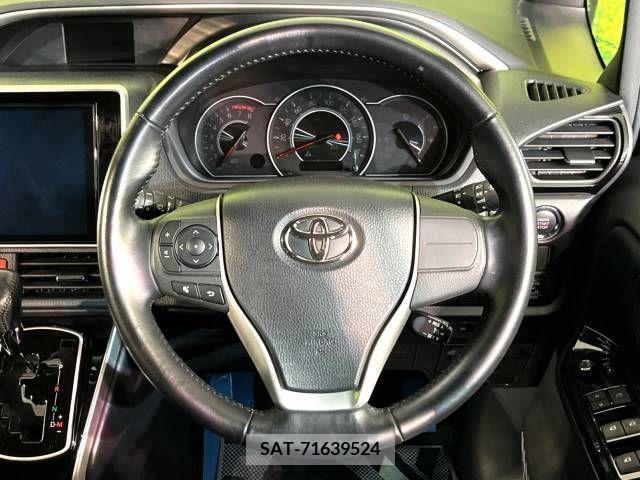Toyota VOXY 2018-09 321597-11