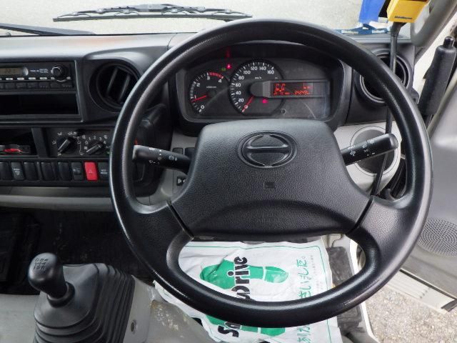 Hino DUTRO 2016-11 13968-8