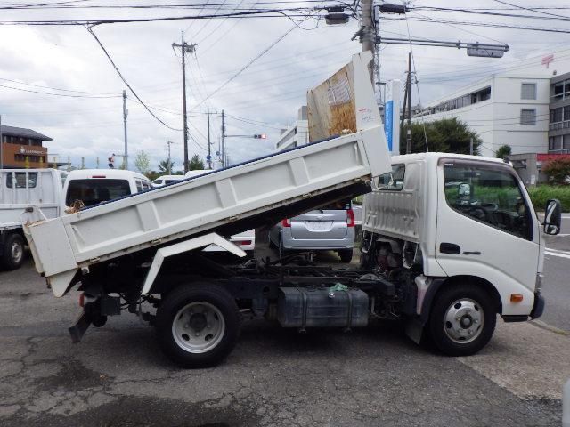 Hino DUTRO 2016-11 13968-3