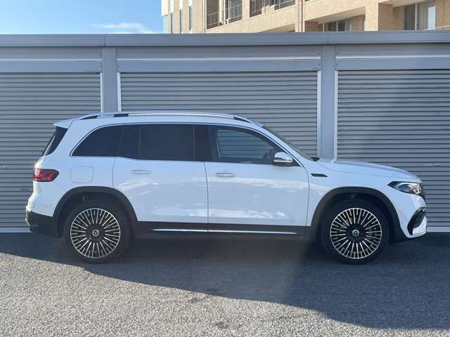 Mercedes Benz EQB 2022-08 23859-7