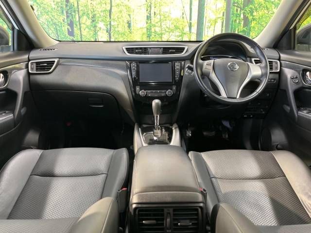 Nissan X-TRAIL 2017-05 21166-1