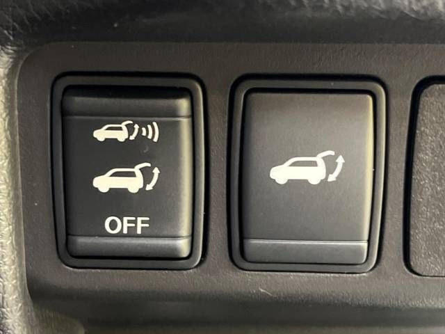 Nissan X-TRAIL 2017-05 21166-7