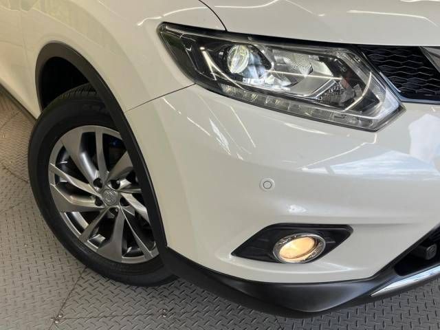 Nissan X-TRAIL 2017-05 21166-12