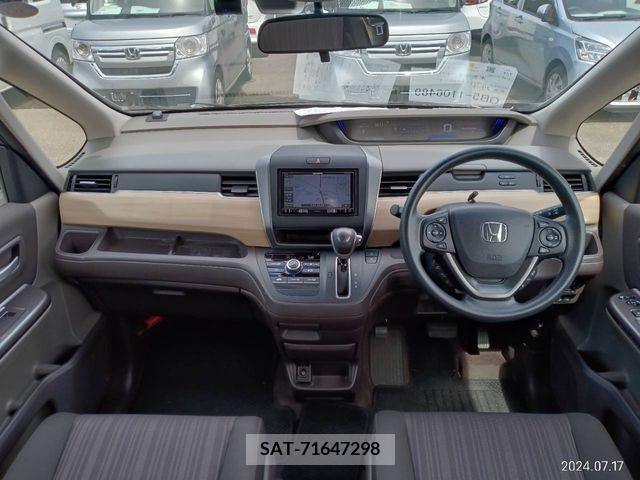 Honda FREED 2019-04 341118-3