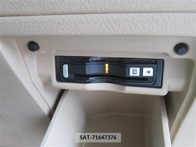 Toyota ALPHARD 2013-12 259333-16