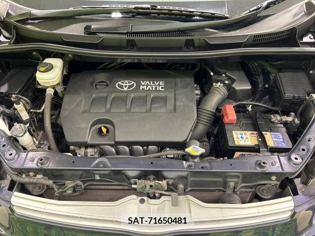 Toyota VOXY 2009-10 370384-19