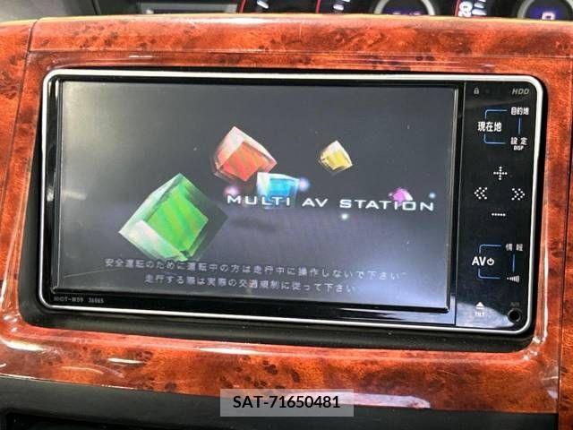 Toyota VOXY 2009-10 370384-2