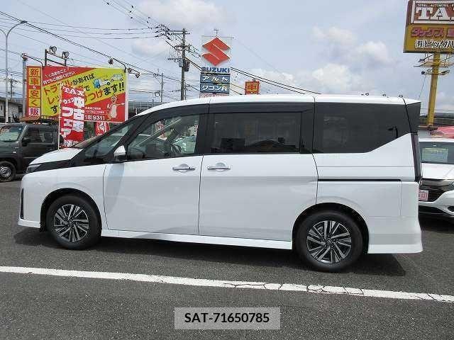 Nissan SERENA 2024-03 284292-17