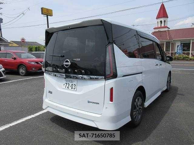 Nissan SERENA 2024-03 284292-2