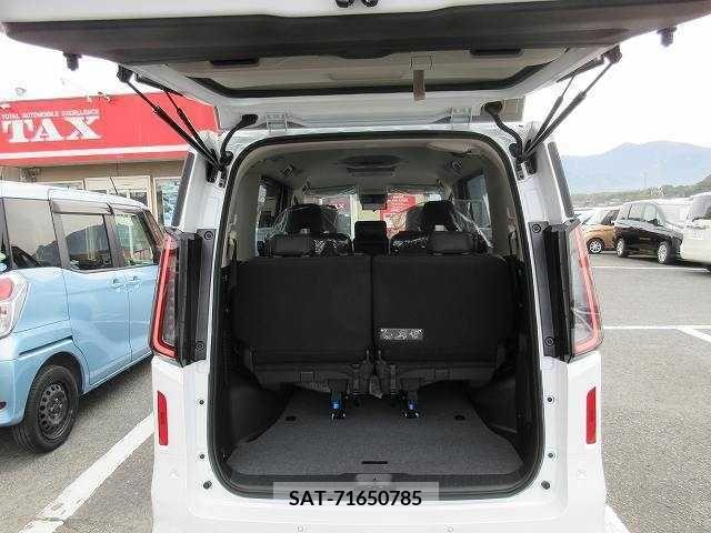 Nissan SERENA 2024-03 284292-15