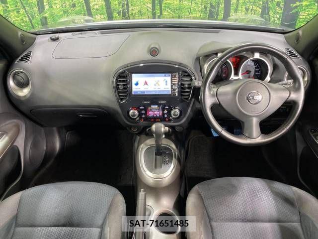 Nissan JUKE 2011-10 320489-1