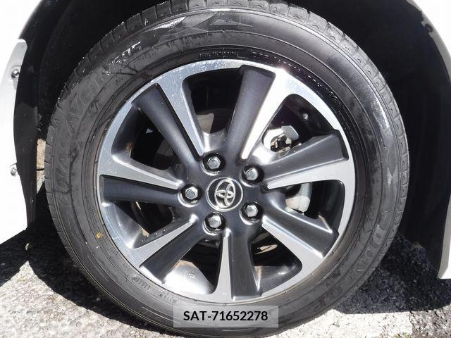 Toyota NOAH 2018-06 216242-18
