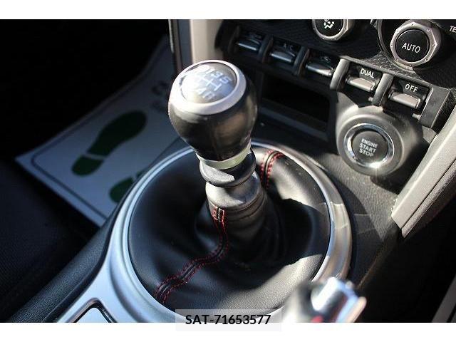 Subaru BRZ 2012-03 372601-3