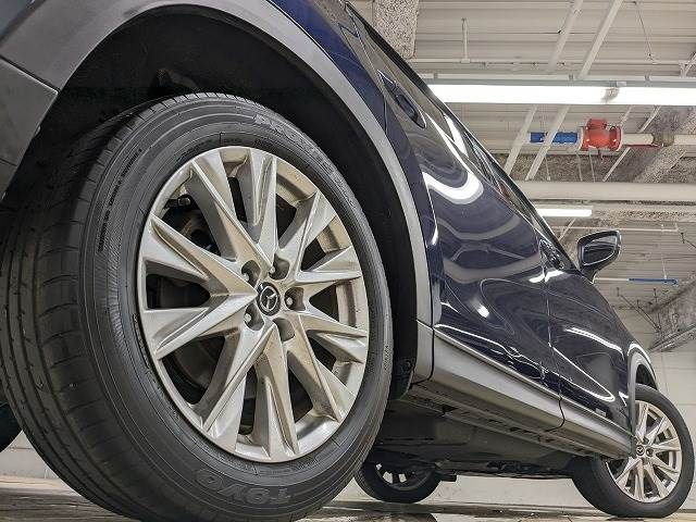 Mazda CX-8 2018-02 12350-18