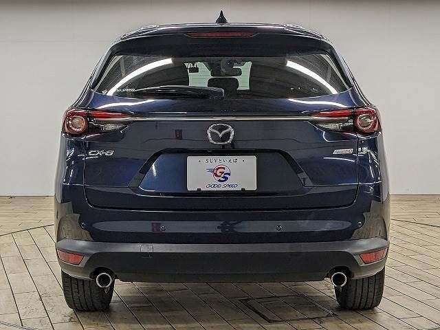 Mazda CX-8 2018-02 12350-12