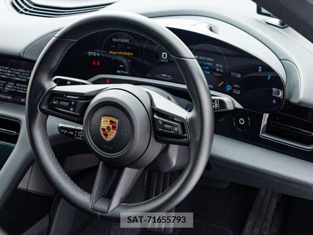 Porsche Taycan 2021-06 366267-20