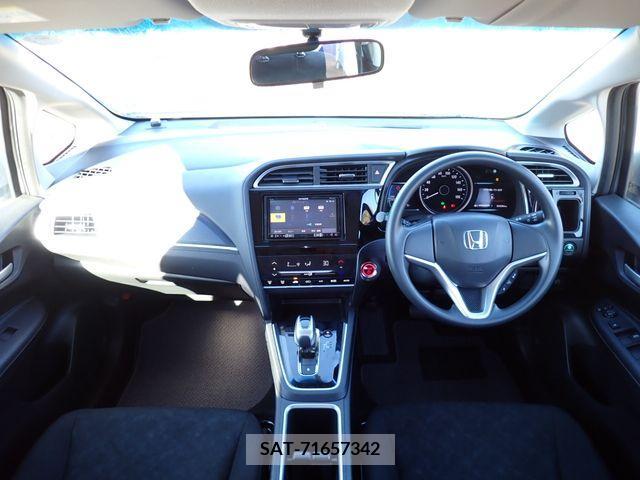 Honda SHUTTLE 2018-05 218999-1